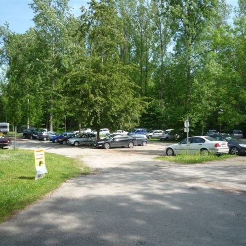 049 Parkplatz